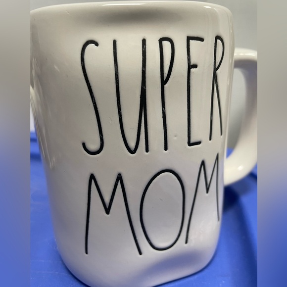 Rae Dunn SUPER MOM Coffee Mug Cup - Picture 3 of 11